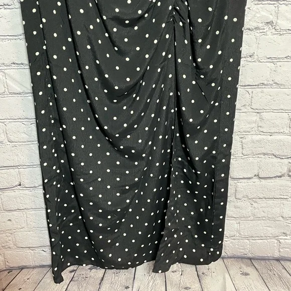 New H&M Black and White Polka Dot Puff Sleeve Crepe V Neck Dress Size L